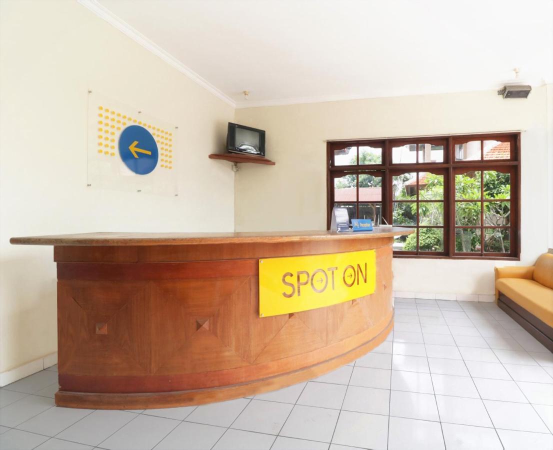 Spot On 2426 Hotel Aget Jaya II Denpasar Exteriör bild