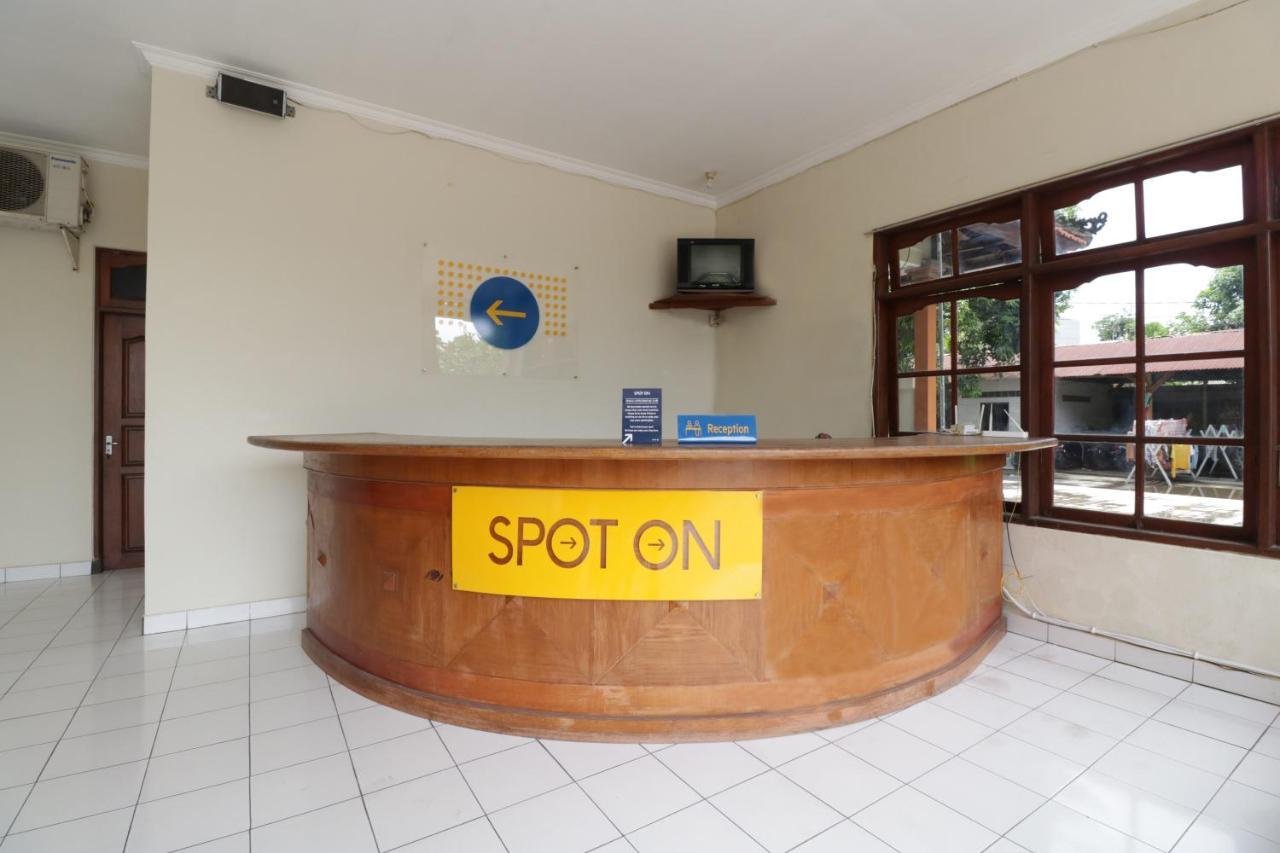 Spot On 2426 Hotel Aget Jaya II Denpasar Exteriör bild